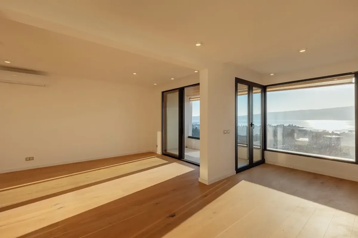 Two-bedroom duplex apartment with panoramic sea view, Tivat — property view 6