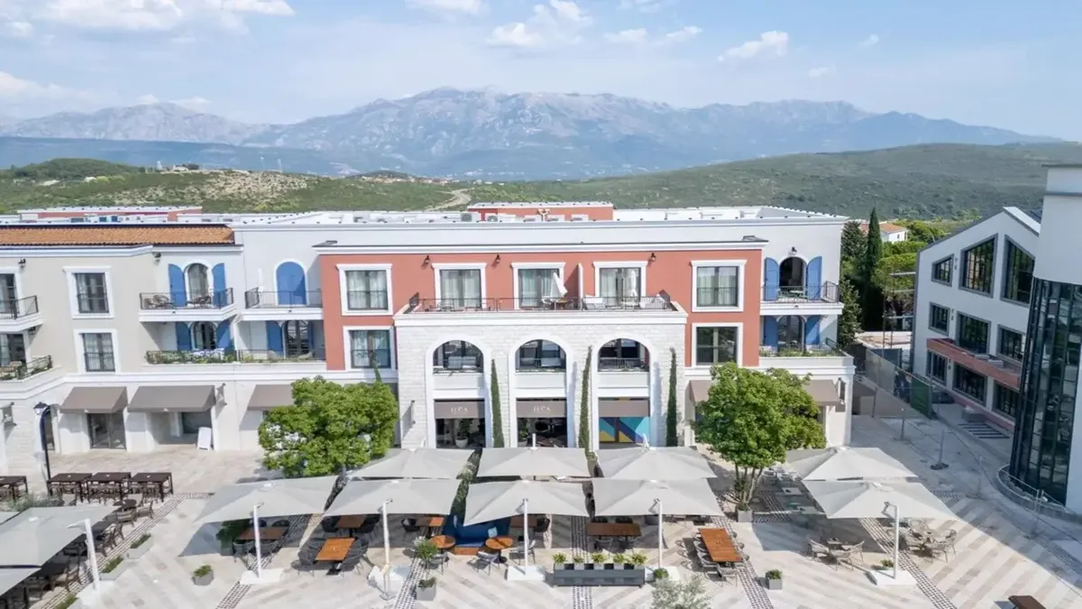 Modern apartment in Centrale neighborhood, Luštica Bay — property view 1